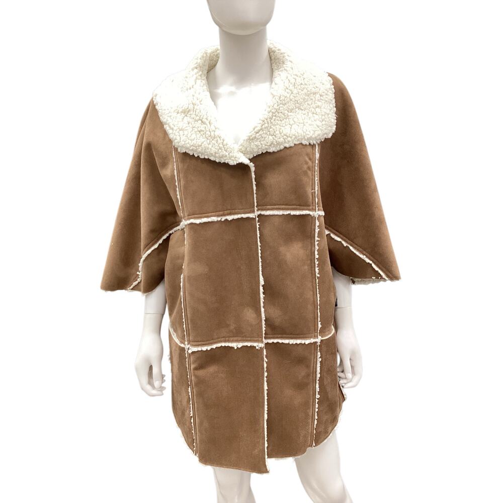 NWT Chico’s Women’s Coat With Cape Like Short Sleeves Size S/M Suede Sherpa Soft